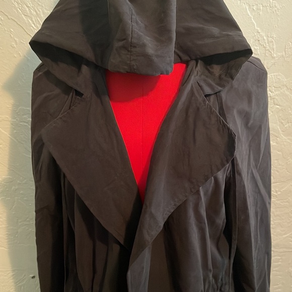 Super soft tie closure black trench - Picture 3 of 4